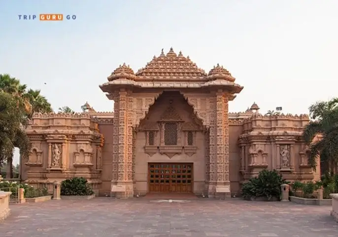 Akshardham Temple in Delhi