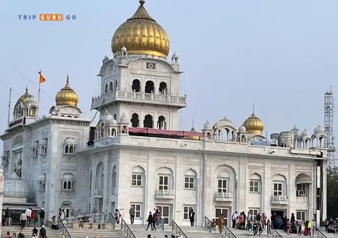 Gurudwara Bangla Sahib Best Place to Visit in Delhi with Family