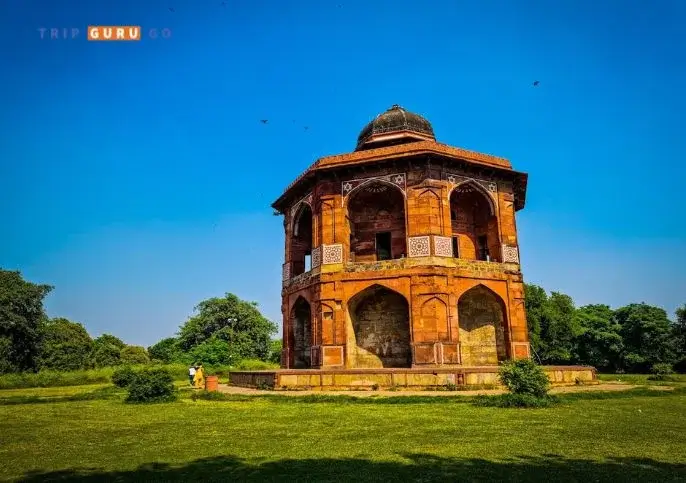 Purana Qila Best romantic Place to Visit in Delhi 