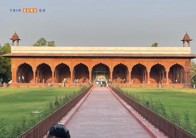 Red Fort (Lal Quila) best places to visit in Delhi with friends