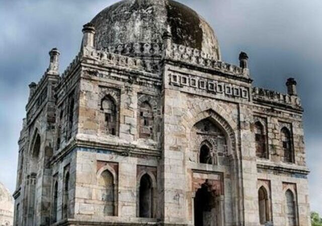 Lodhi Garden Delhi: Explore 15 Hidden Treasures
