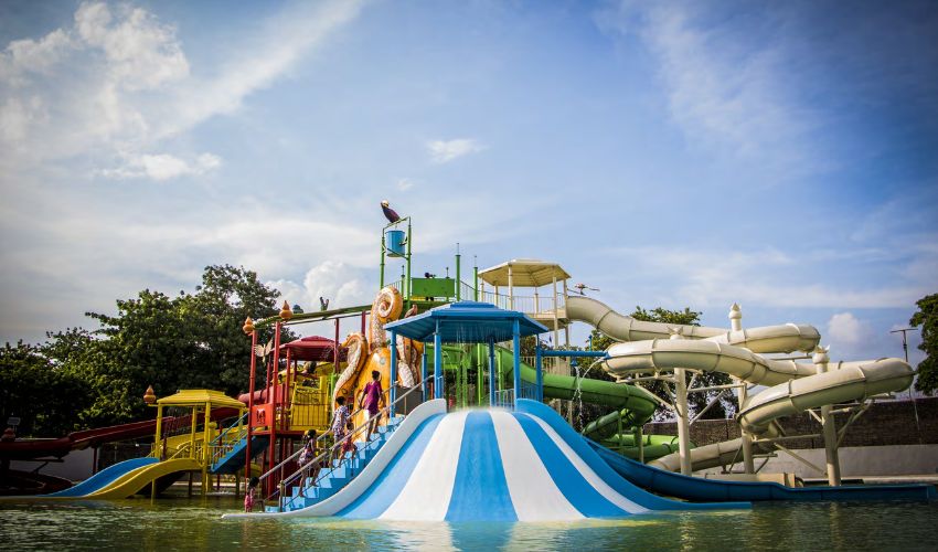 Yippee Land Ride at Kalindi Kunj water park