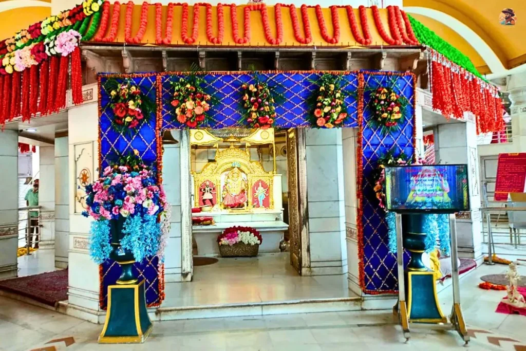 Jhandewalan Mandir Photo 5