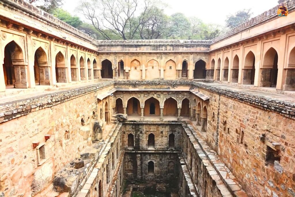 Mehrauli Archaeological Park photo 10
