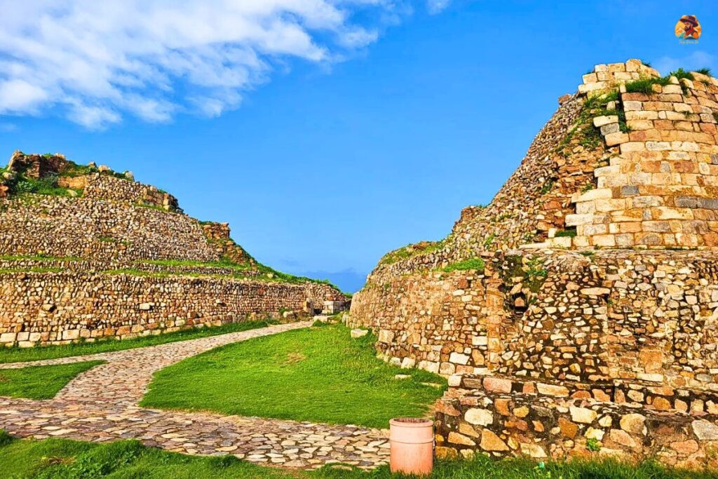 Tughlaqabad Fort Photo 17