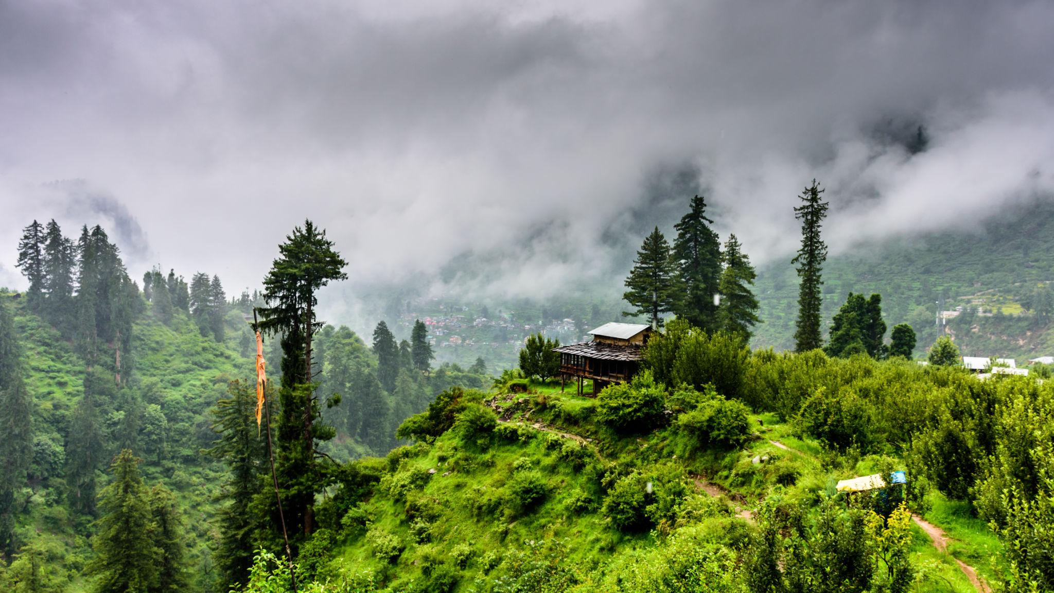 Best Time to Visit Himachal Pradesh for Snowfall, Family Trips, and Adventure