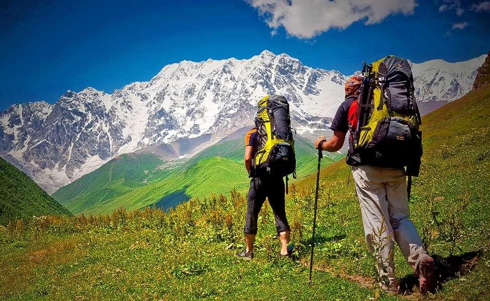 Best Time to Visit Sissu for Trekking