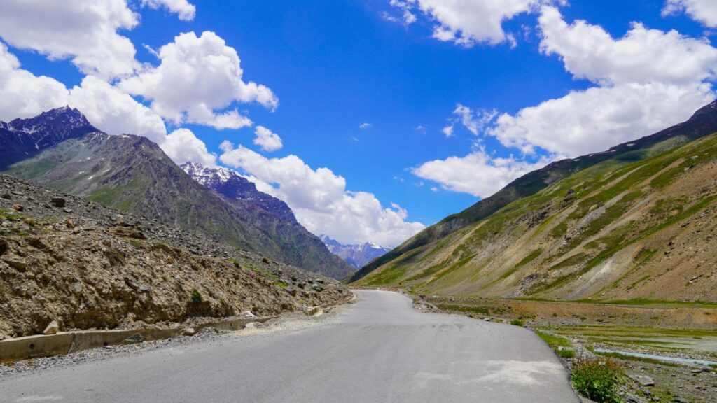 How to Reach from Delhi by Road