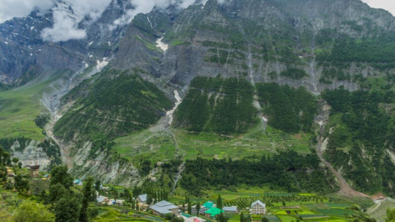 Places to Visit in Sissu — A Valley That Stops You Mid-Journey
