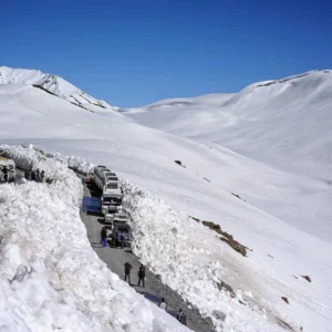 Best Time to Visit Rohtang Pass for Snowfall, Adventure, and Family Trips