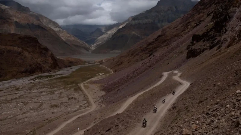 Ladakh Itinerary from Delhi : Best 7, 9, 10 & 11 Day Travel Plans by Road & Flight