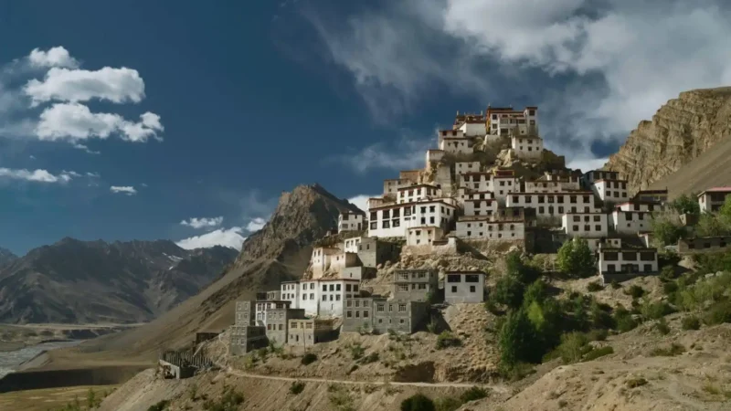 Spiti Valley Travel Guide for First-Time Travellers (2026)