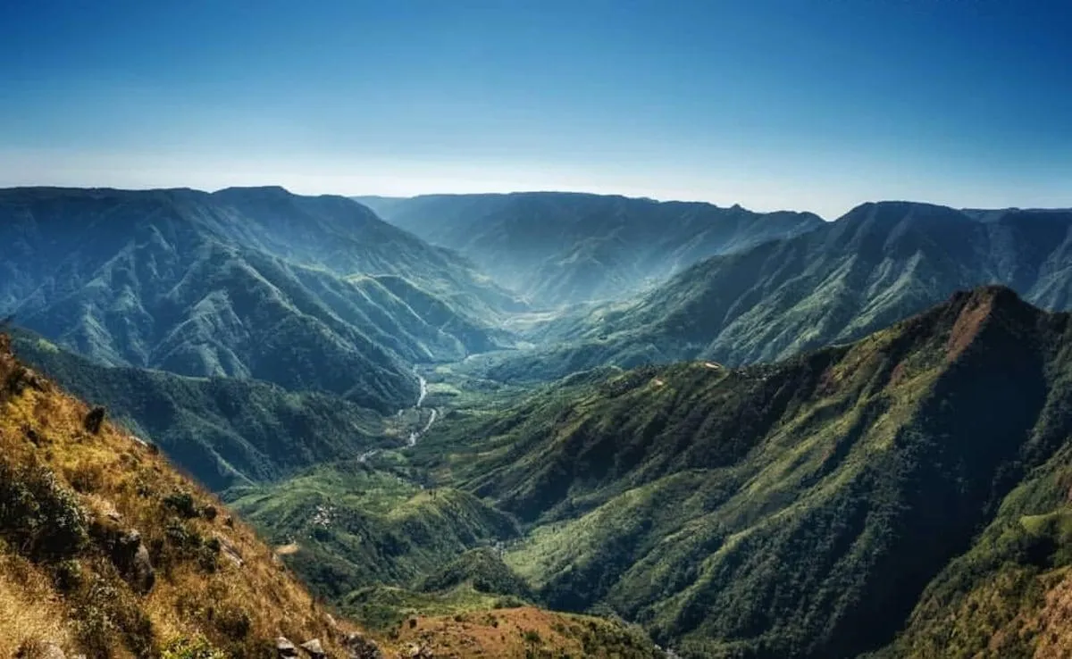 Laitlum Canyon Meghalaya