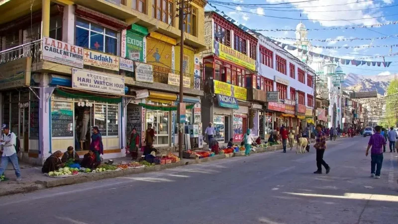 Leh Market – Shopping Guide, Best Buys & Local Bazaar Tips