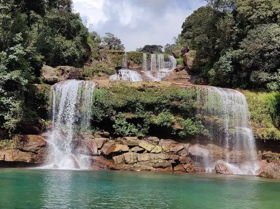 Lyngksiar Waterfall Meghalaya: Entry Fee, Timings, Trek & Complete Travel Guide