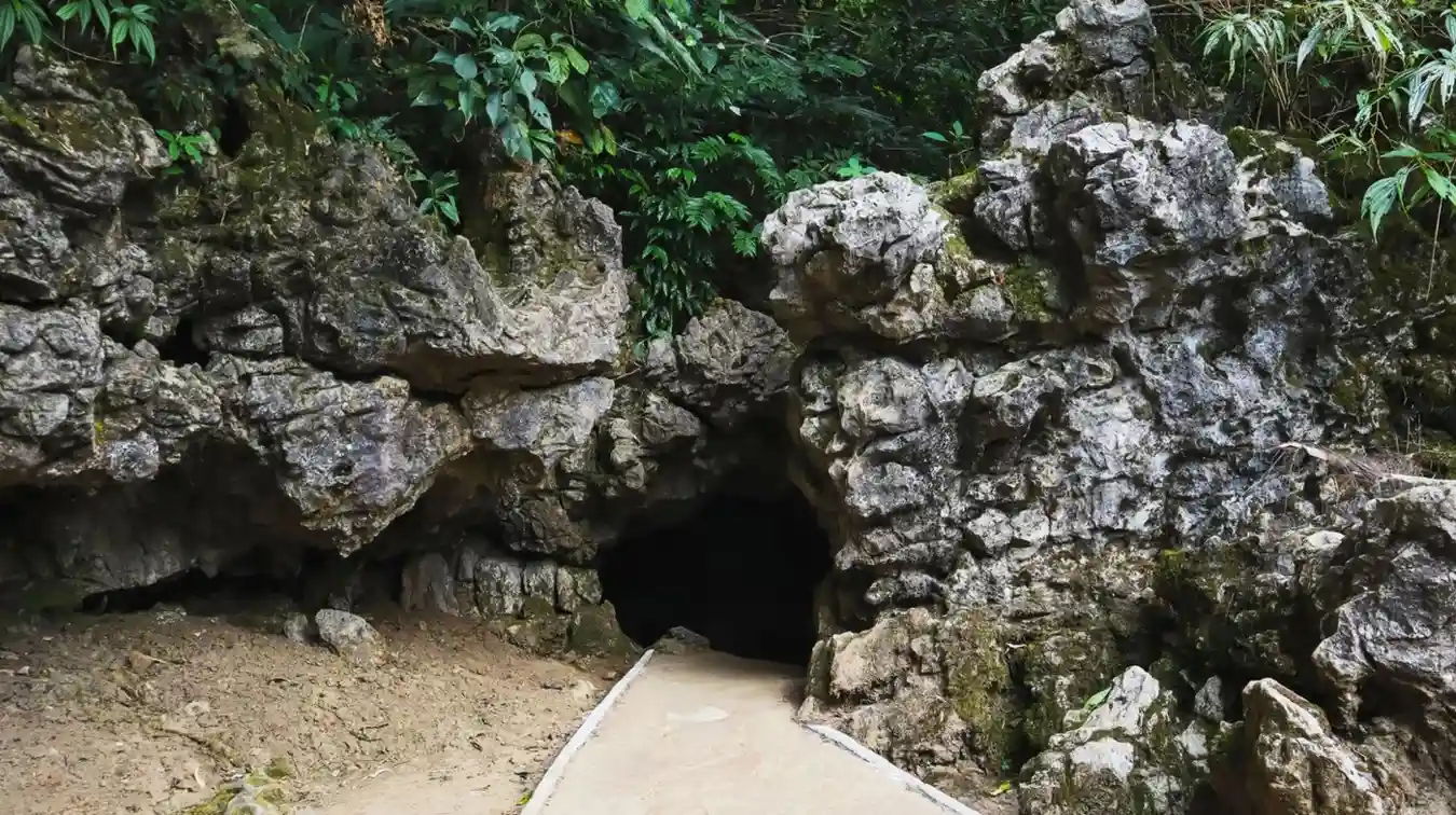 Mawsmai Cave Meghalaya