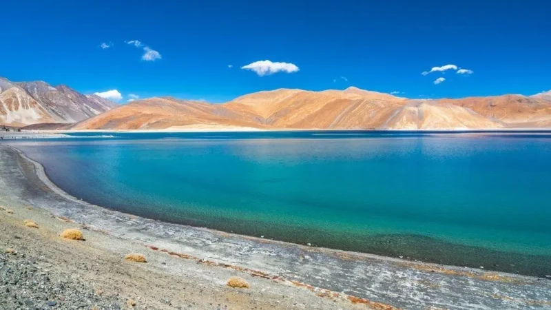 Pangong Lake in Ladakh: Complete Visitor’s Guide for First-Time Travellers