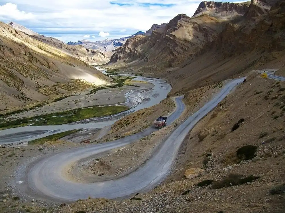 Why Choose the Manali to Leh Highway