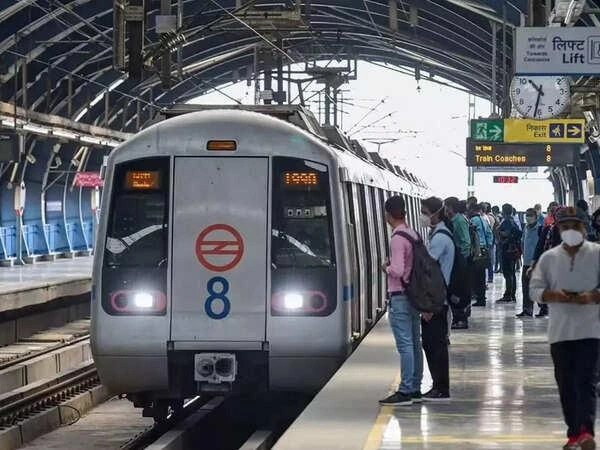 Nearest Metro Station to Palika Bazaar: Routes & Fares